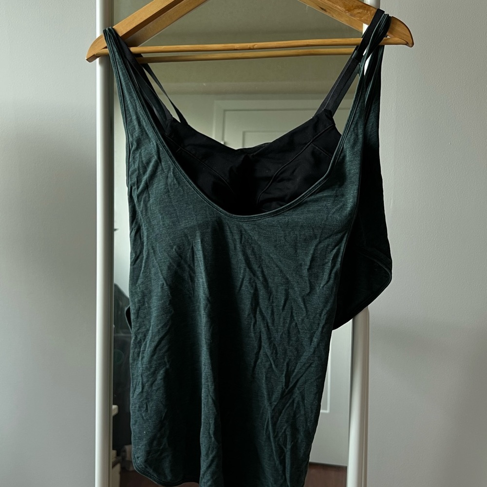 Lululemon back cross sports bra and tank combo shirt
